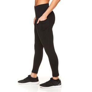 ❌SOLD❌Reebok Black Leggings with Pockets - Size M